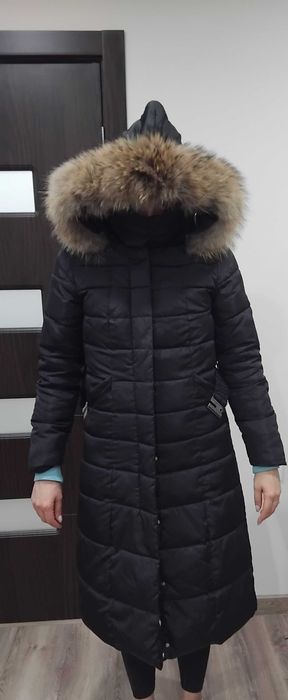 Зимно яке с естествен косъм.