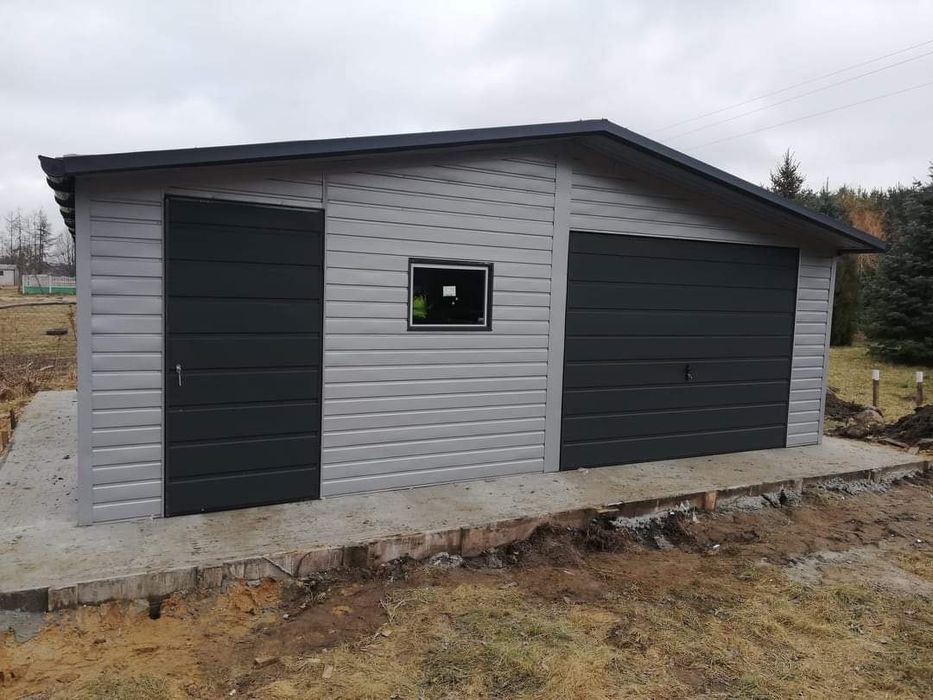 Garaj auto metalic din panouri sandwich 3.3 x 5.5m