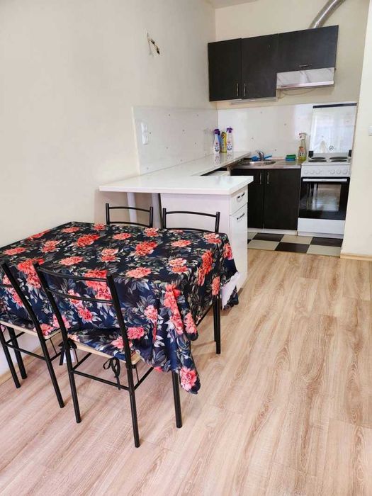 Дава се под наем Двустаен апартамент в София, Зона Б-18 - 65 кв.м за 458.49 € - Снимка #1