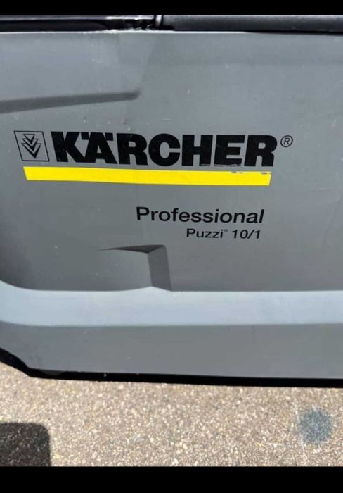 KARCHER PUZZI 10/1 – ТОП СЪСТОЯНИЕ! Професионална машина за пране.