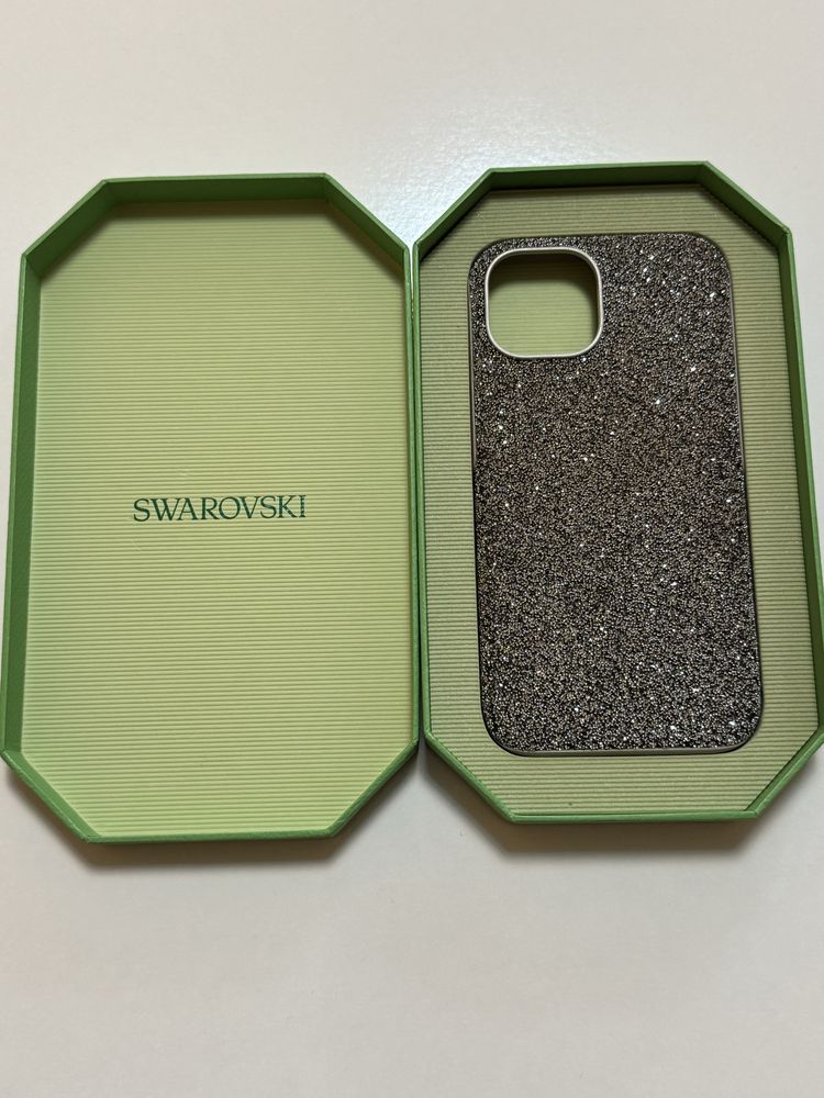 Кейс Swarovski