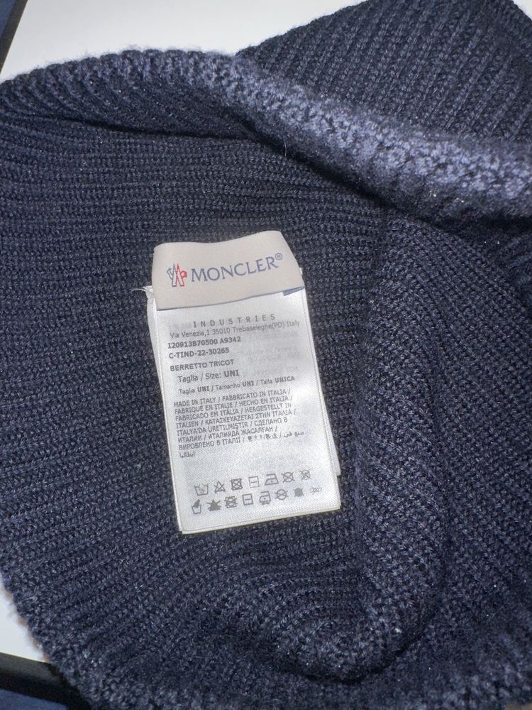 Moncler Logo-Patched Knit Beanie