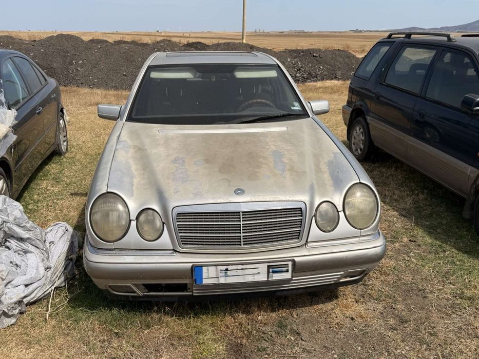 Mercedes E200D 1998 Дизел