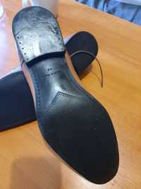 Super pret. Pantofi piele Zara