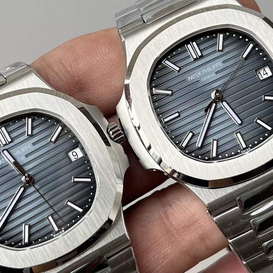 Patek Nautilus Silver-blue