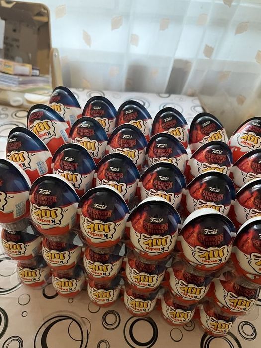 Киндер джоис очень странные дела (осд)