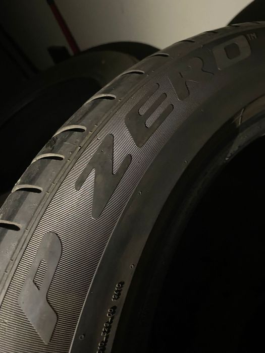 Anvelope 305 40 20 Pirelli P Zero • RunFlat