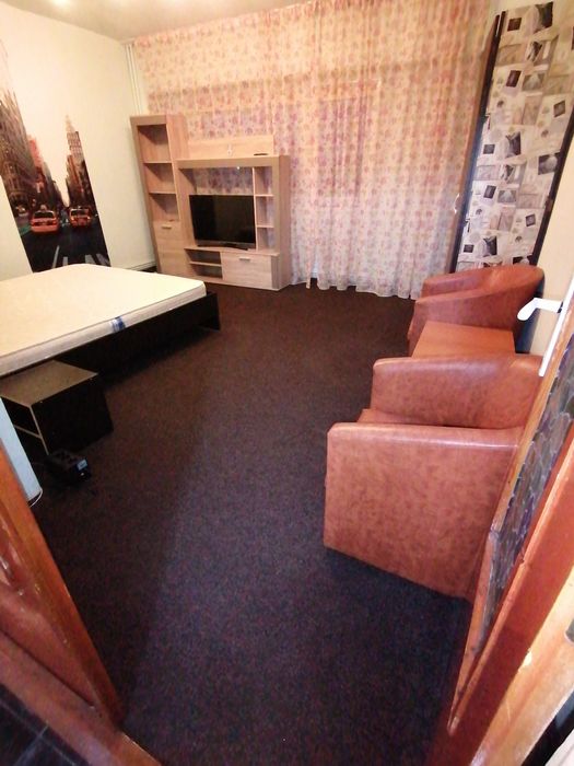 Particular închiriez garsoniera mobilata în zona Vlahuță (ITC)