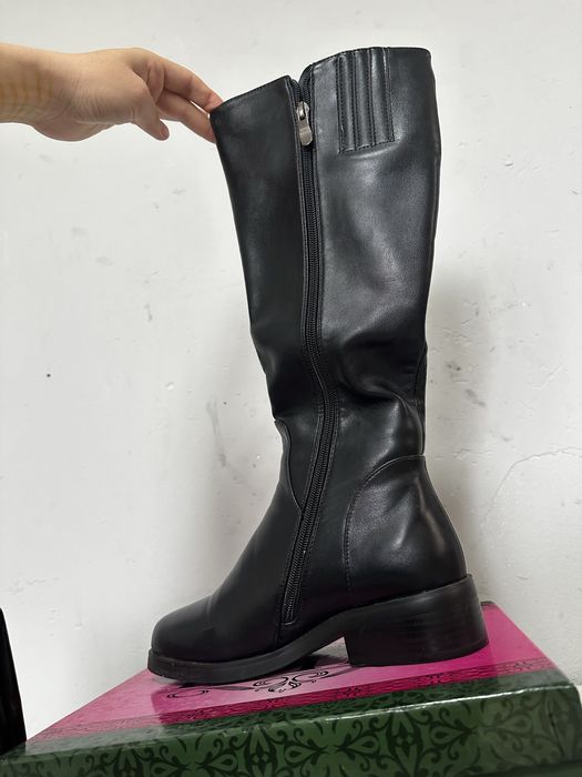 Обувь женская почти новая