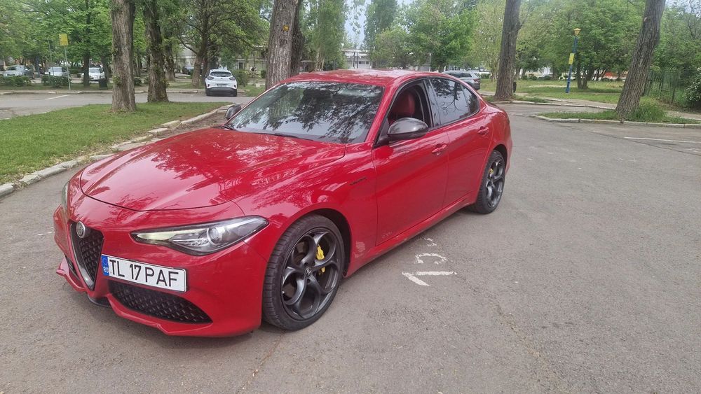 Alfa Romeo Giulia Alfa Romeo Giulia Veloce