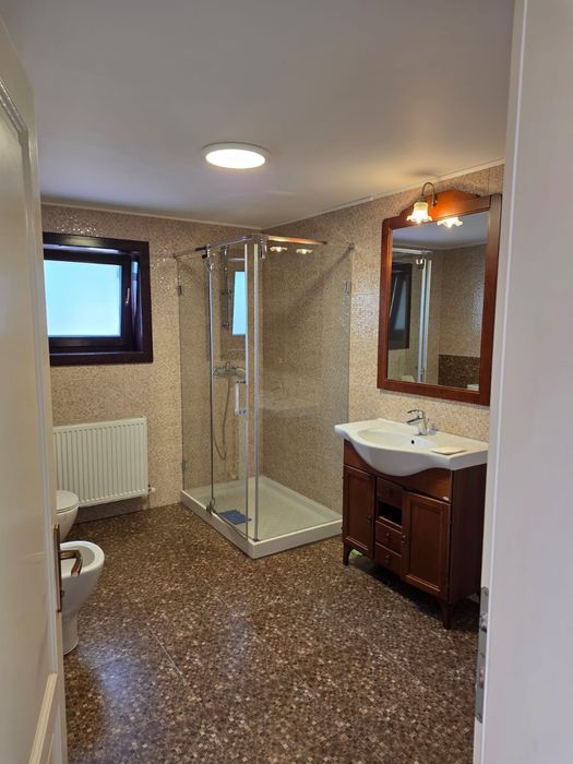 Vand Casa Cazasu Teren 950m