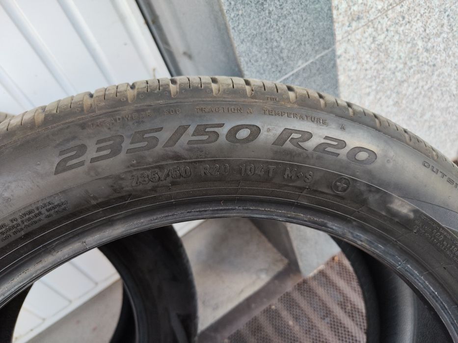 Pirelli Scorpion 255 45 20/ 235 50 20