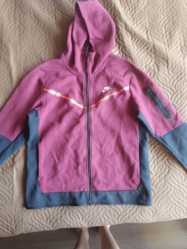 Nike tech fleece горнище