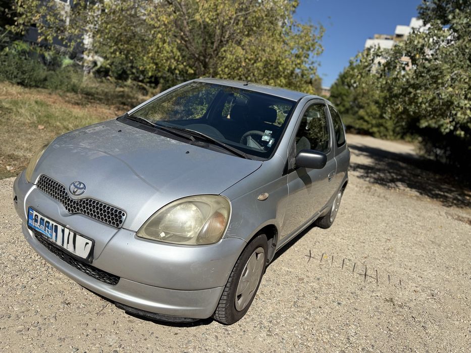 Продава Toyota yaris 2002- 187000 км