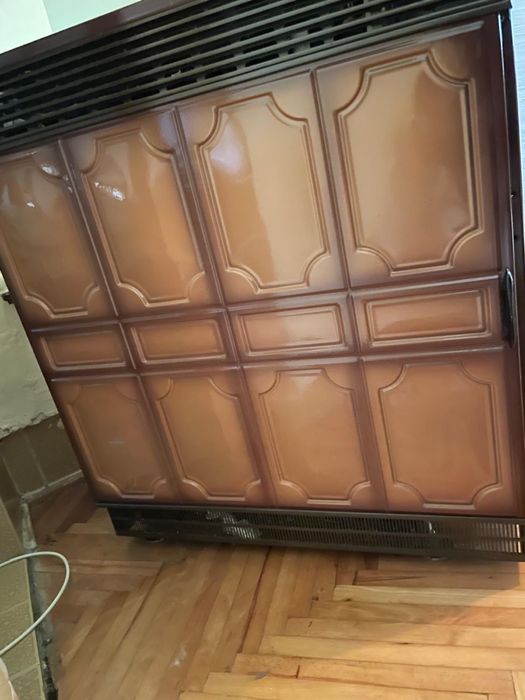 Vand convector pe gaz, stare foarte buna