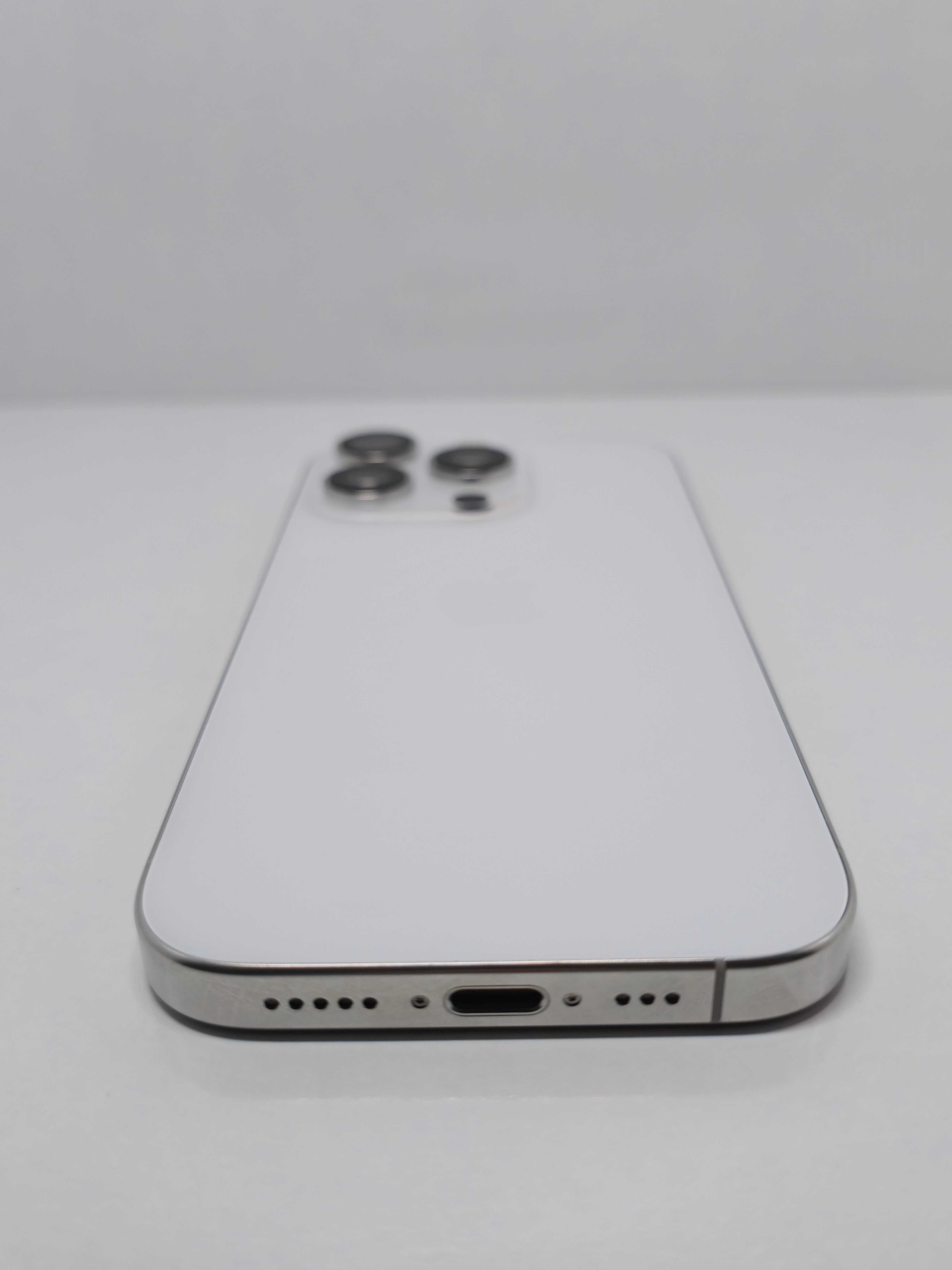 iPhone 16 Pro 128GB White Titanium