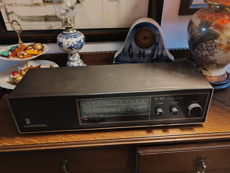 Radio Grundig RF425