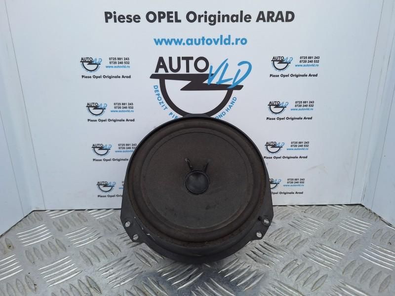 Boxa difuzor usa fata Renault Trafic 2