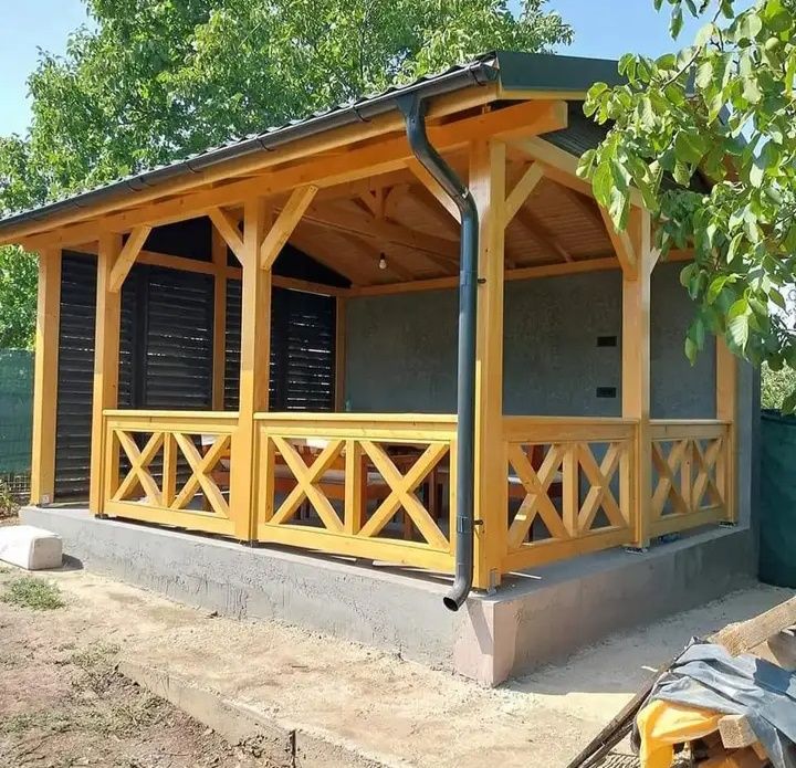Casute, pergole, terase, foișoare, cabane etc.