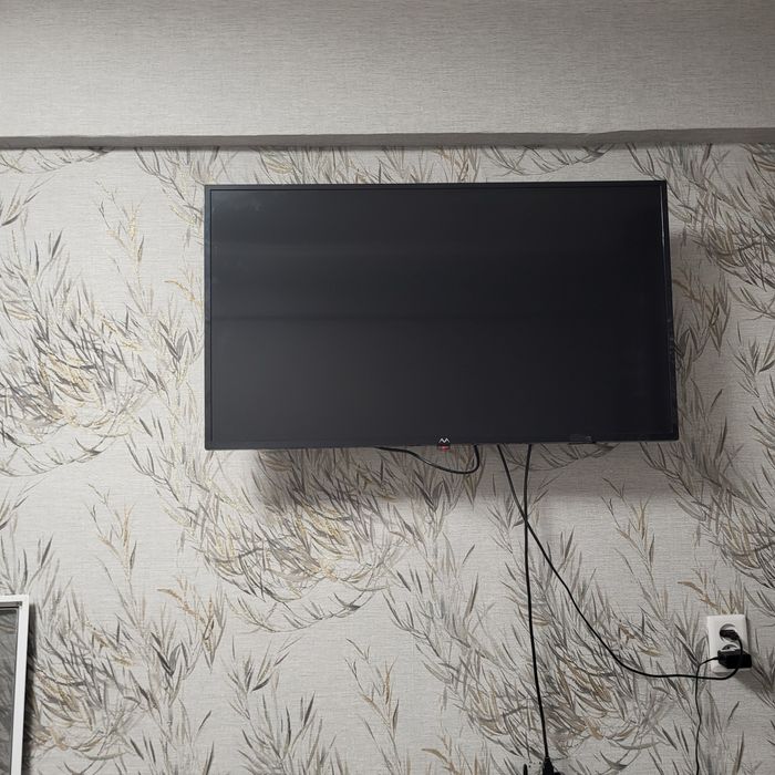 Продам Телевизор AVA 40'