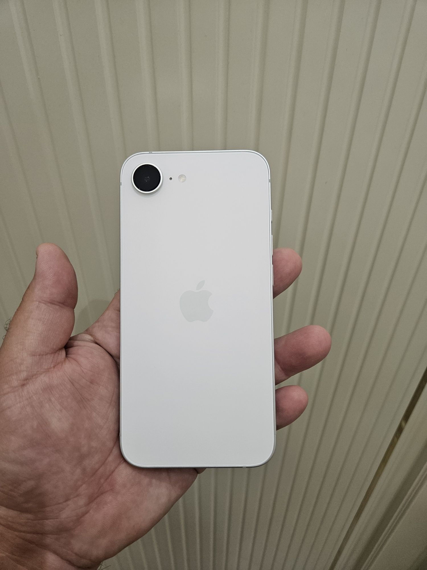 Iphone 16e 128 Гб, Индия!