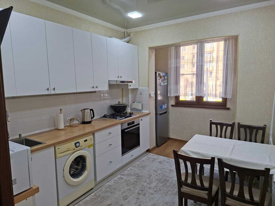 4 комнатная хороший ремонт 100м2 ориентир Японский сад, метро Бадамзар