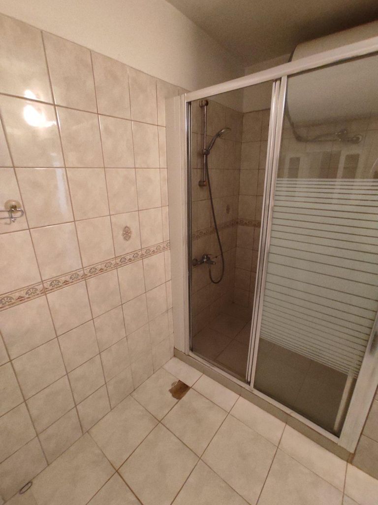 Продава се Двустаен апартамент в Пловдив, Кючук Париж - 74 кв.м за 1622 €/кв.м - Снимка #6