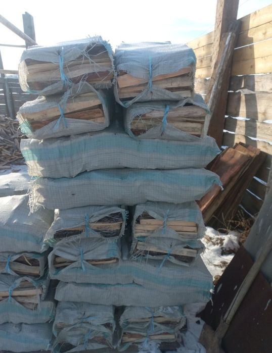 Дрова в мешках сухие мелко рубленые, швырок пирожковоз и зил