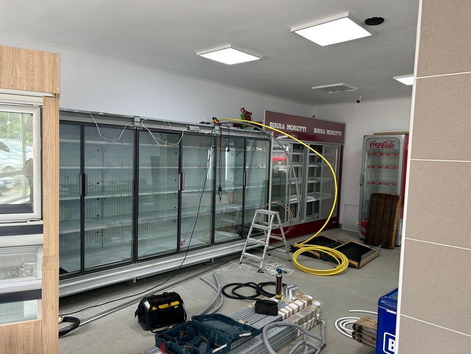 Vitrine friforifice cele mai ieftine cu montaj gratis!