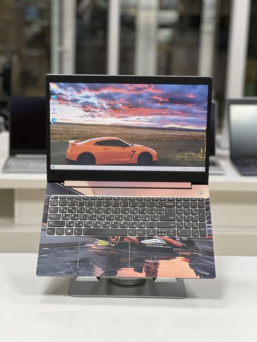 Lenovo IdeaPad | Видеопамять 2Гб | Intel Core i3-10110U | ОЗУ 12Gb