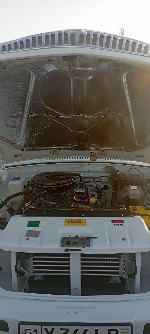 Волга 31105 газ+ бинзин