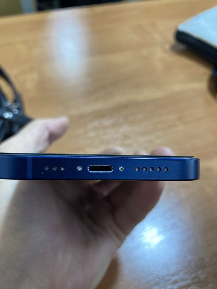 Iphone 12 64gb  blue