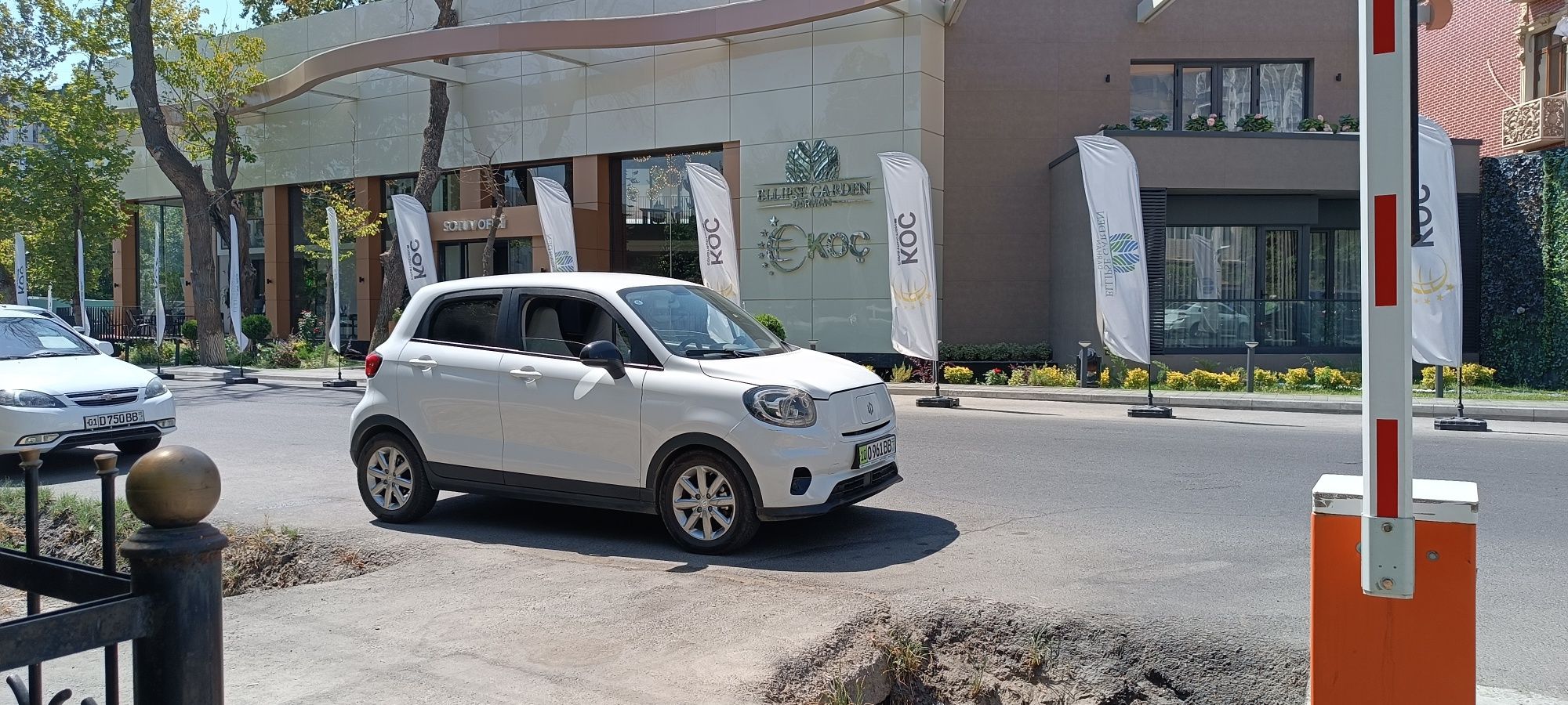 Электромобил ,electromobil,elektromobil leapmotor T03 сотилади