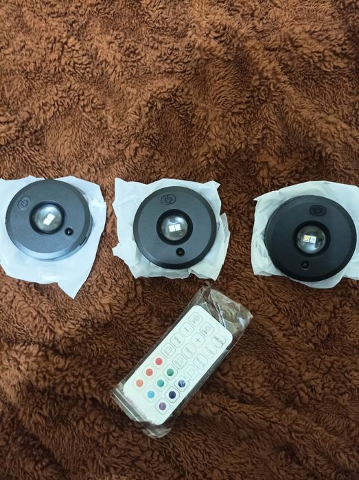 Spot RGB reancarcabila cu telecomanda