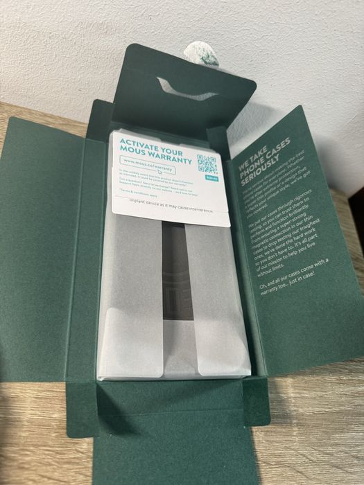 Mous iPhone 16 Pro Max Limitless Aramid Fibre Magsafe Cutout