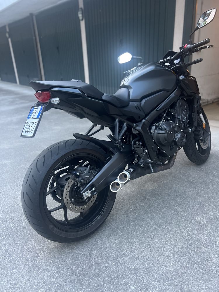 Honda CB 650 R 2023  /BlackEdition