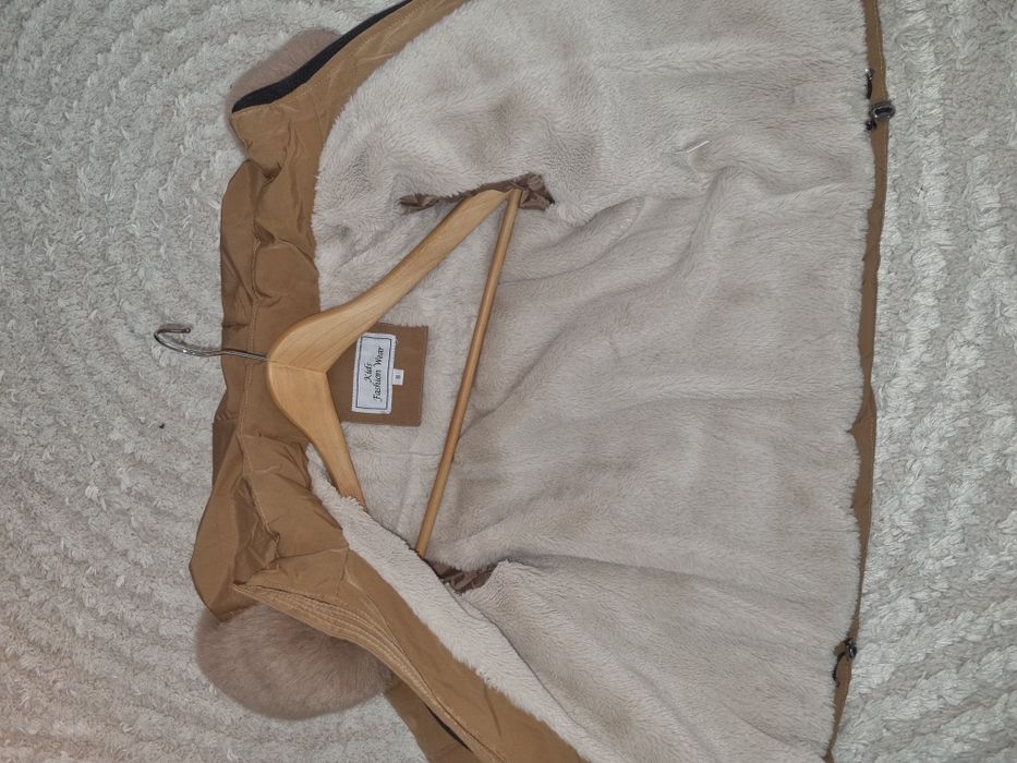 Geacă groasă de iarnă, cu glugă, pentru copii, marime 7-8 ani