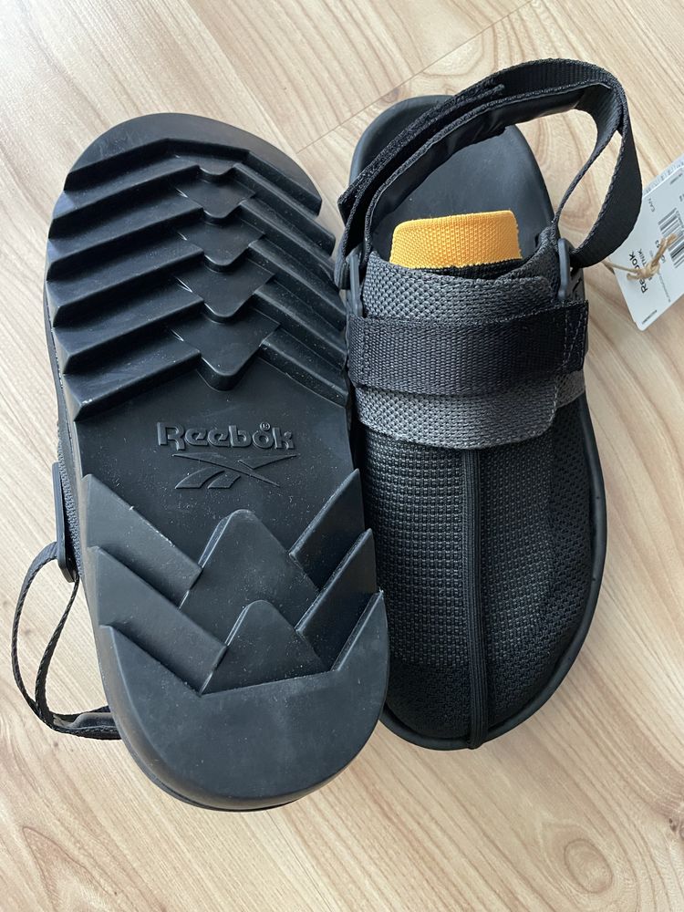 Reebok BEATNIK/Нови полу отворени мъжки сандали 44,5