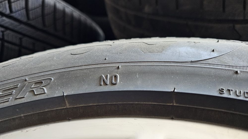 Jante anvelope senzori presiune Porsche Macan r19 iarna