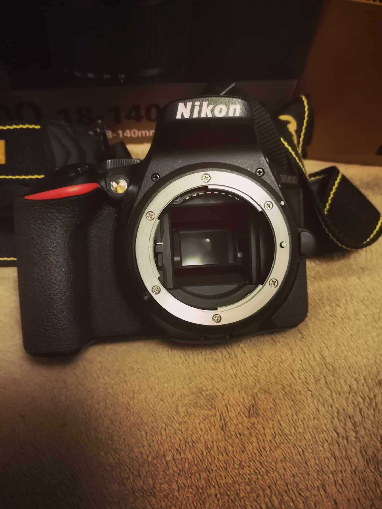 DSLR D5600 Nikon Body