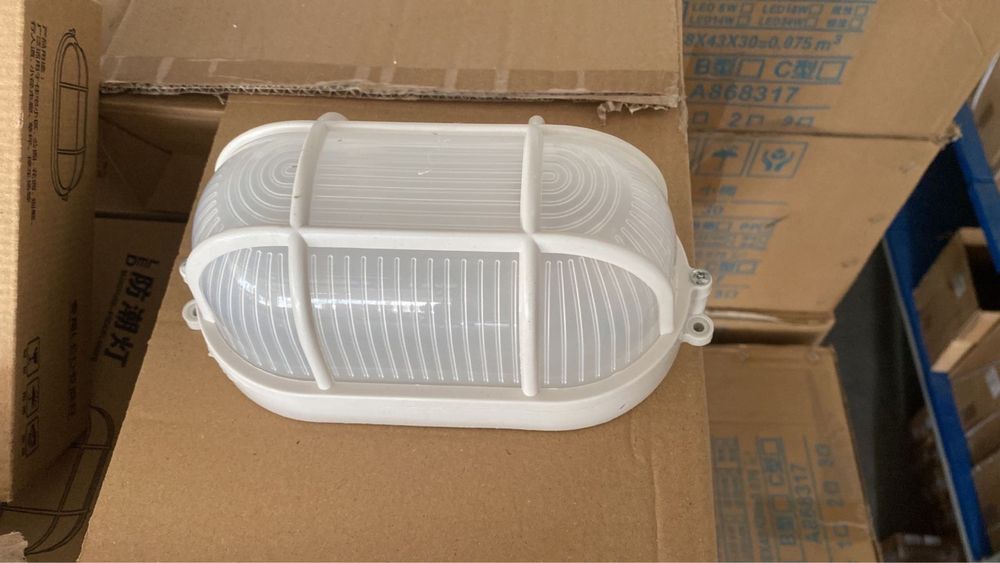 НБП светильник с решеткой