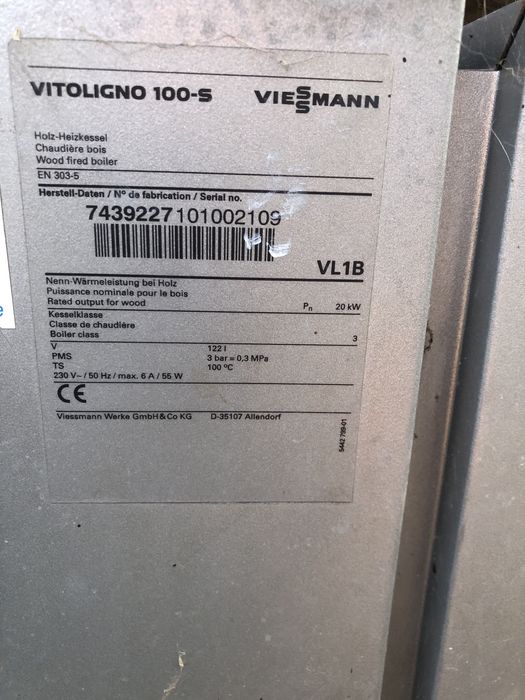 Vand centrala pe lemne cu gazificare Viesmann