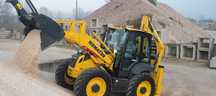 Inchiriere Buldoexcavator Komatsu WB97S-8