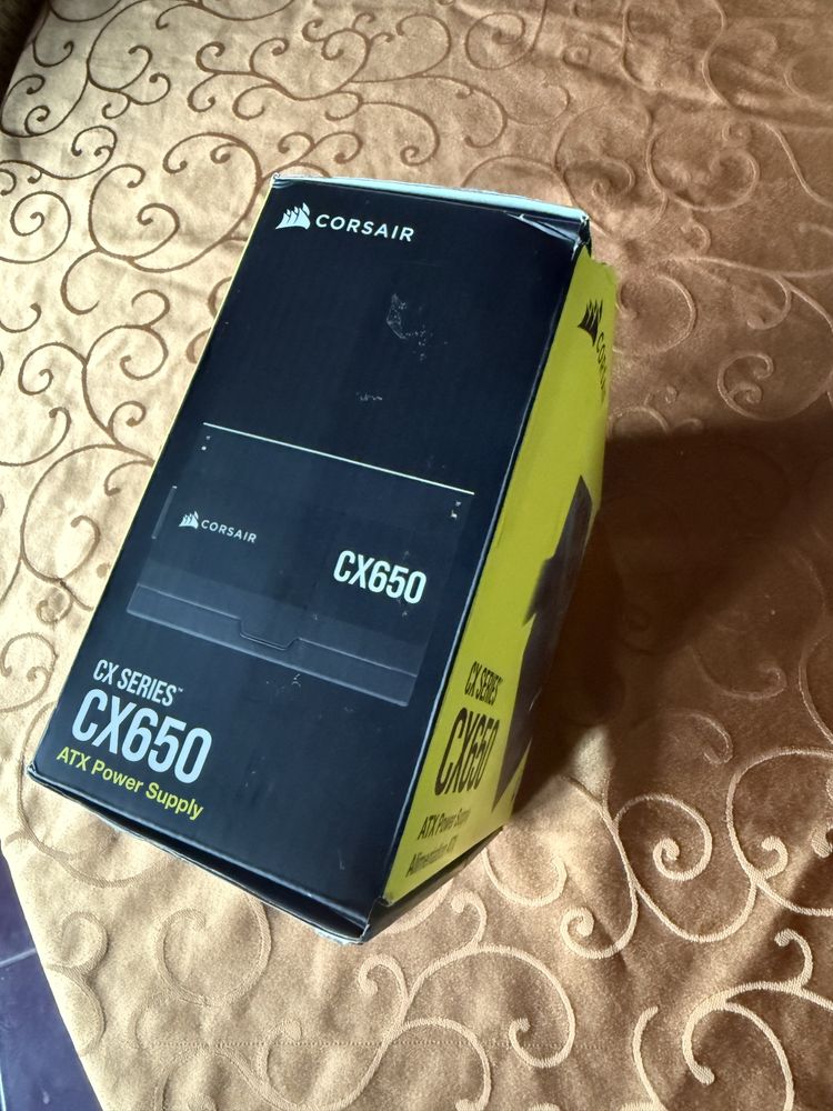 Sursa Corsair CX650