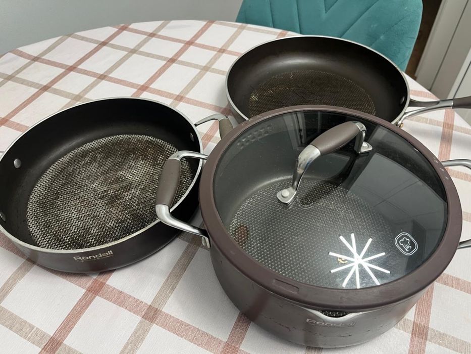 Продам набор посуды