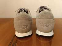 Adidași Ugg de vânzare