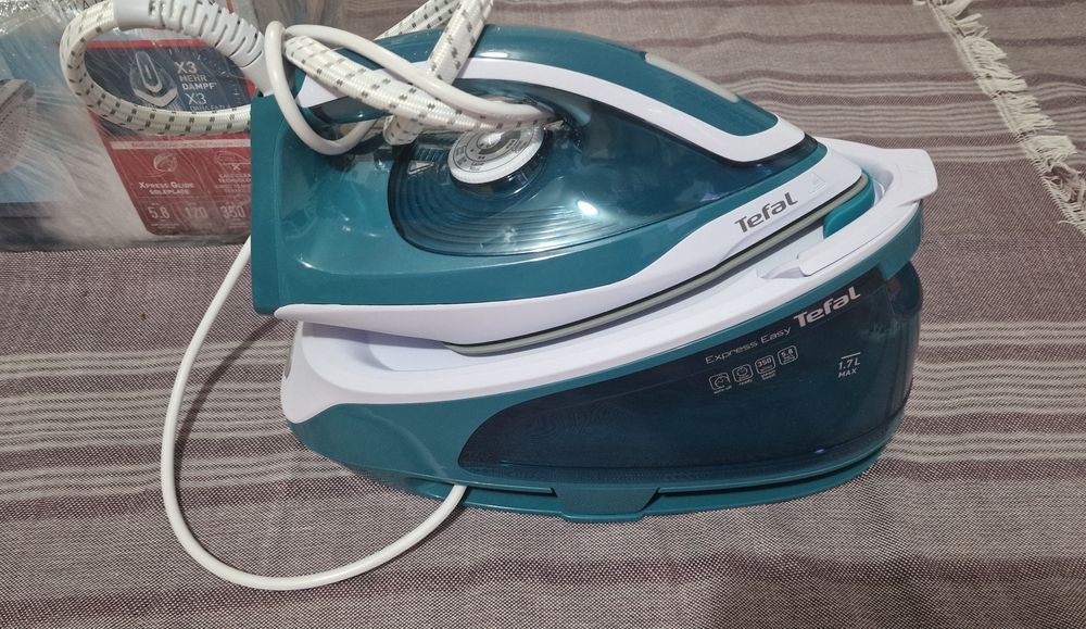 Statie de calcat Tefal Express Eazy