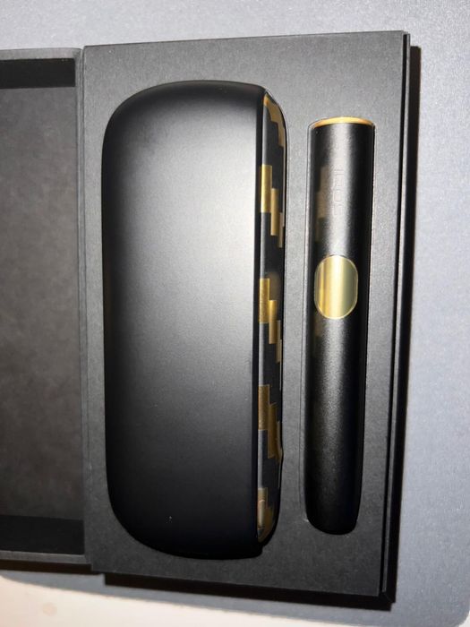 Iqos ILuma I x Seletti