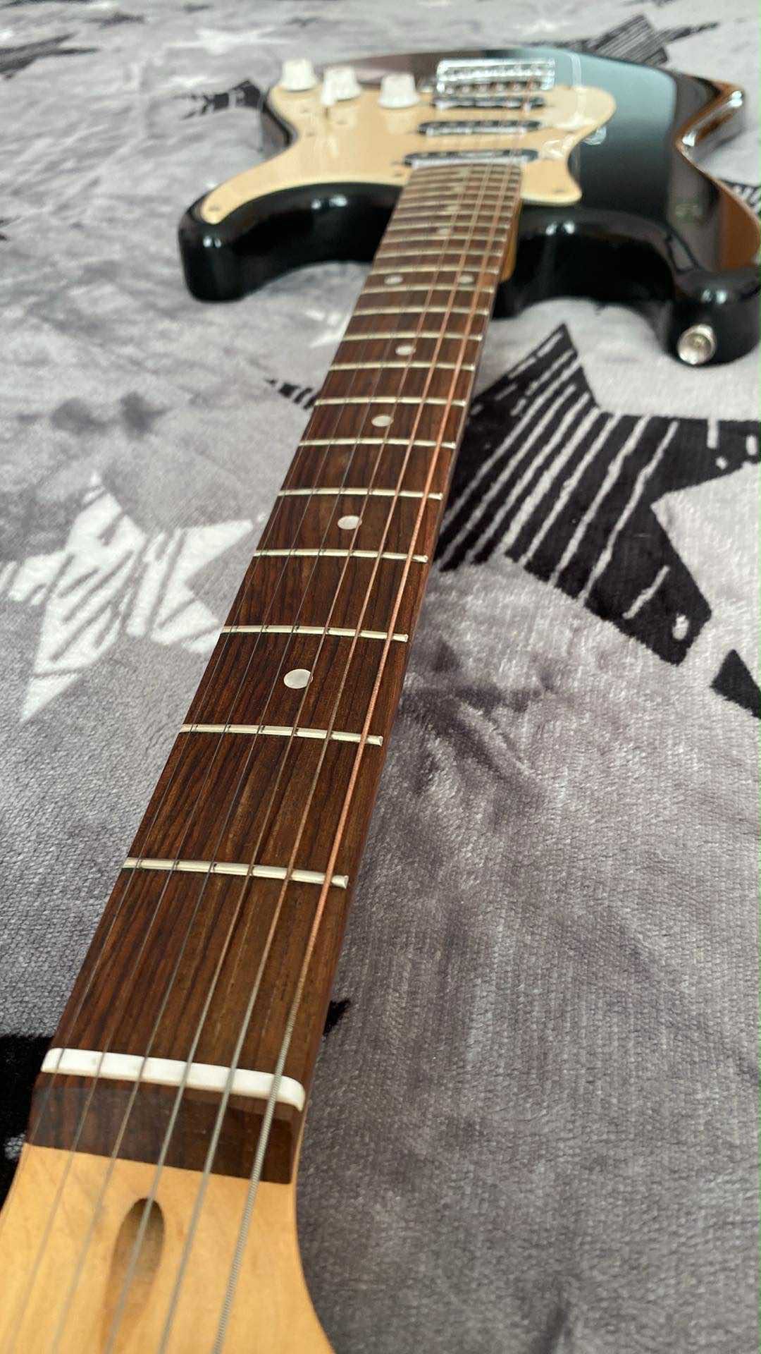 Squier Bullet Strat