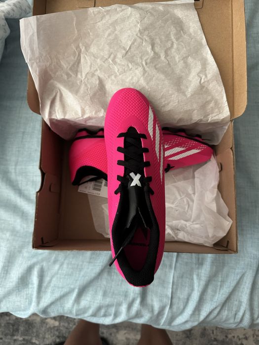 РАЗПРОДАЖБА Чисто нови обувки